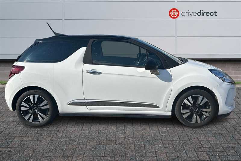 DS DS 3 1.2 Puretech Chic Hatchback Euro GM16WLU White #2