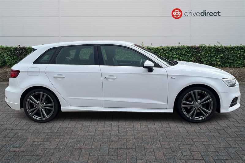 Audi A3 1.5 Tfsi Cod S Line Sportback S Tronic MF67MXW White #2