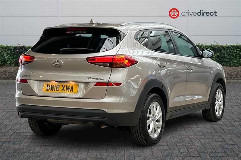 Hyundai Tucson 1.6 Gdi Blue Drive Se Nav Suv Eu Beige #3