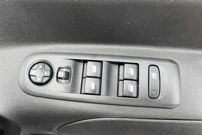Vauxhall Combo Life Se Grey #16