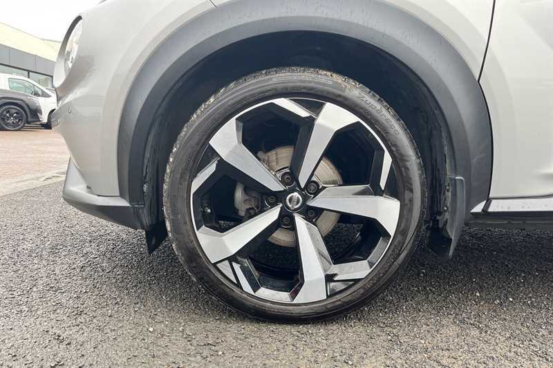 Nissan Juke Hatchback #9
