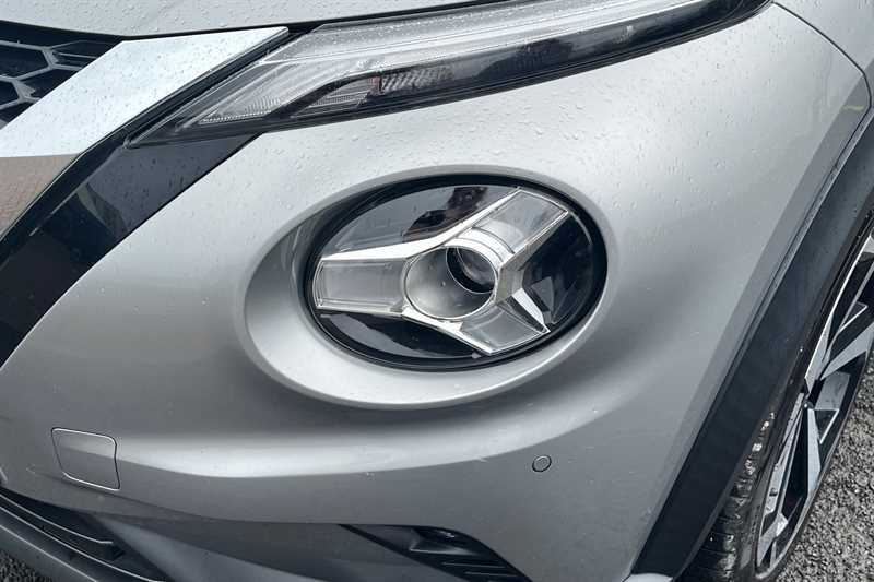 Nissan Juke Hatchback #29