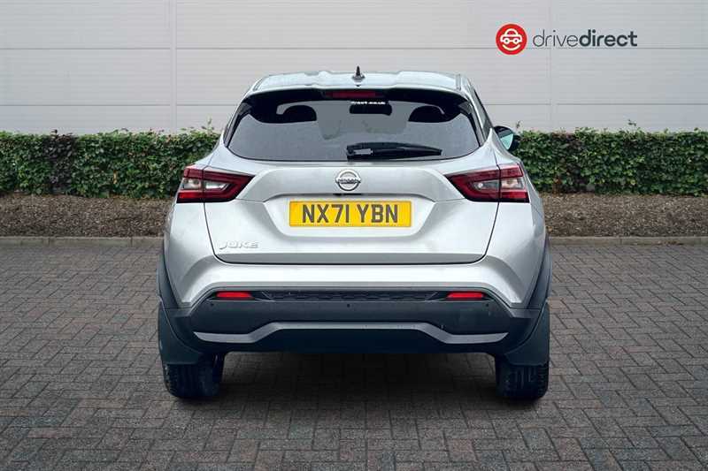 Nissan Juke Hatchback #4