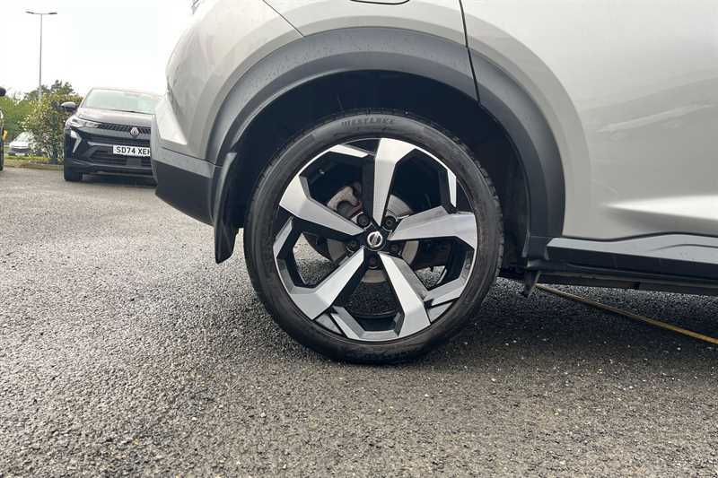Nissan Juke Hatchback #11