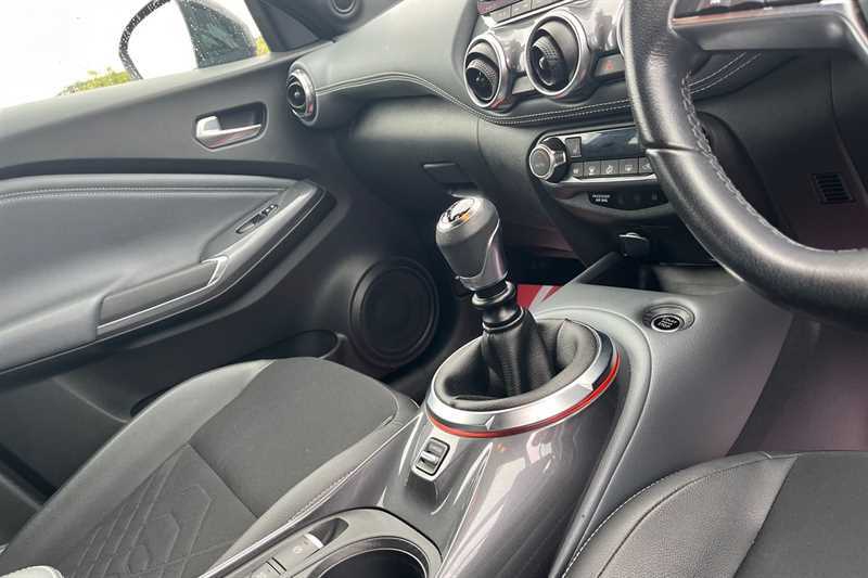 Nissan Juke Hatchback #14