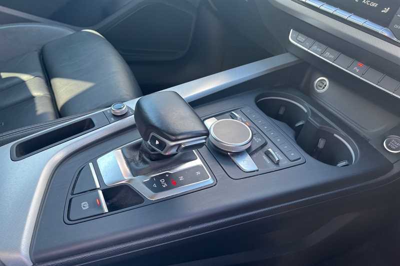 Audi A4 Avant Tdi S Line  #38
