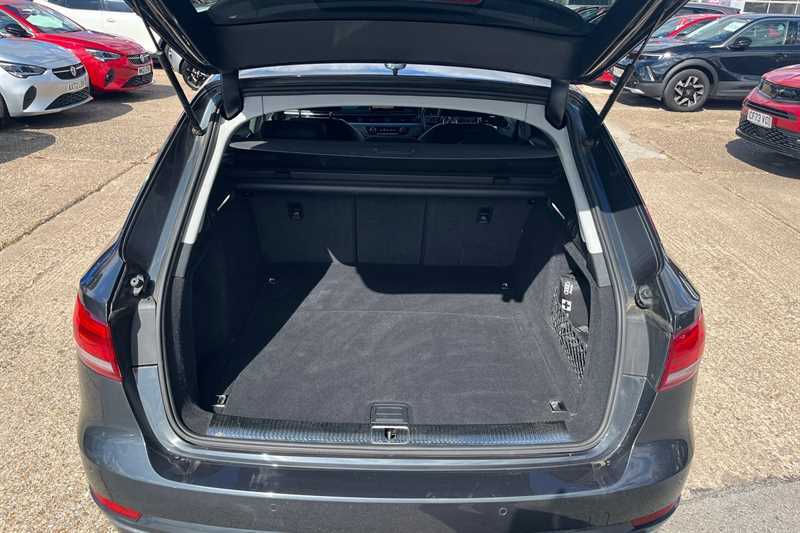 Audi A4 Avant Tdi S Line  #25