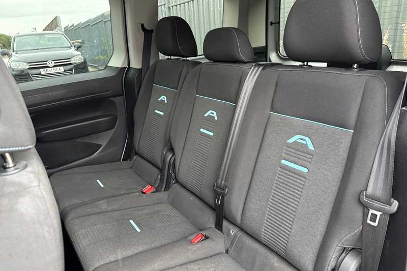 Ford Tourneo Connect 2.0 Ecoblue Active White #24