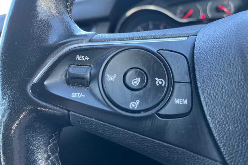 Vauxhall Grandland X Hatchback Black #21