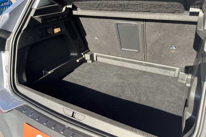 Vauxhall Grandland X Hatchback Black #25