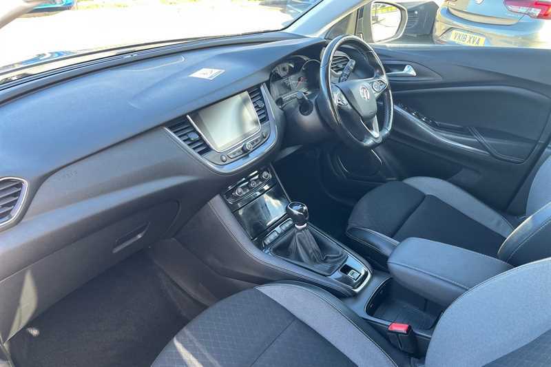 Vauxhall Grandland X Hatchback Black #39