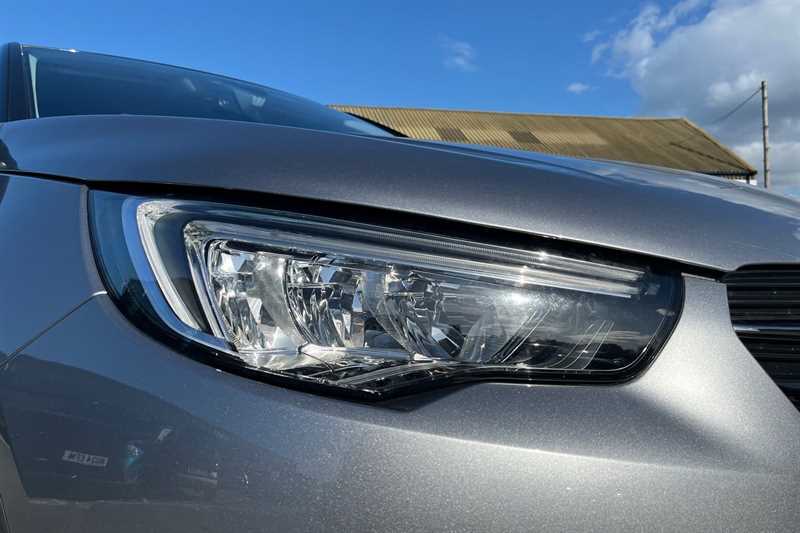 Vauxhall Grandland X Hatchback Black #28