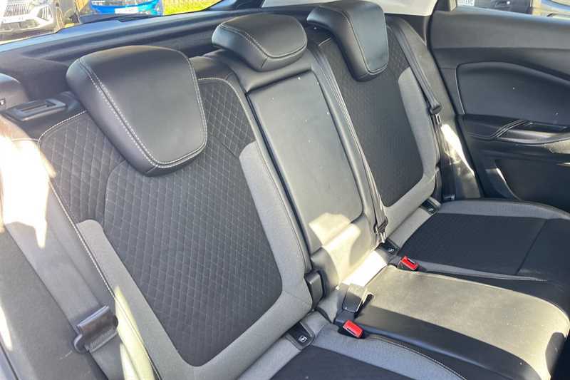 Vauxhall Grandland X Hatchback Black #41
