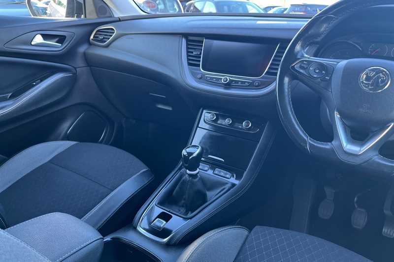 Vauxhall Grandland X Hatchback Black #14