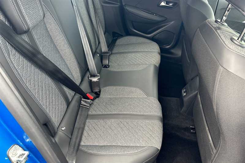Peugeot 208 1.2 Puretech Active Black #24