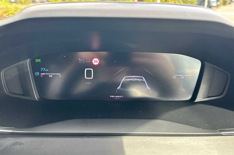Peugeot 208 1.2 Puretech Active Black #20