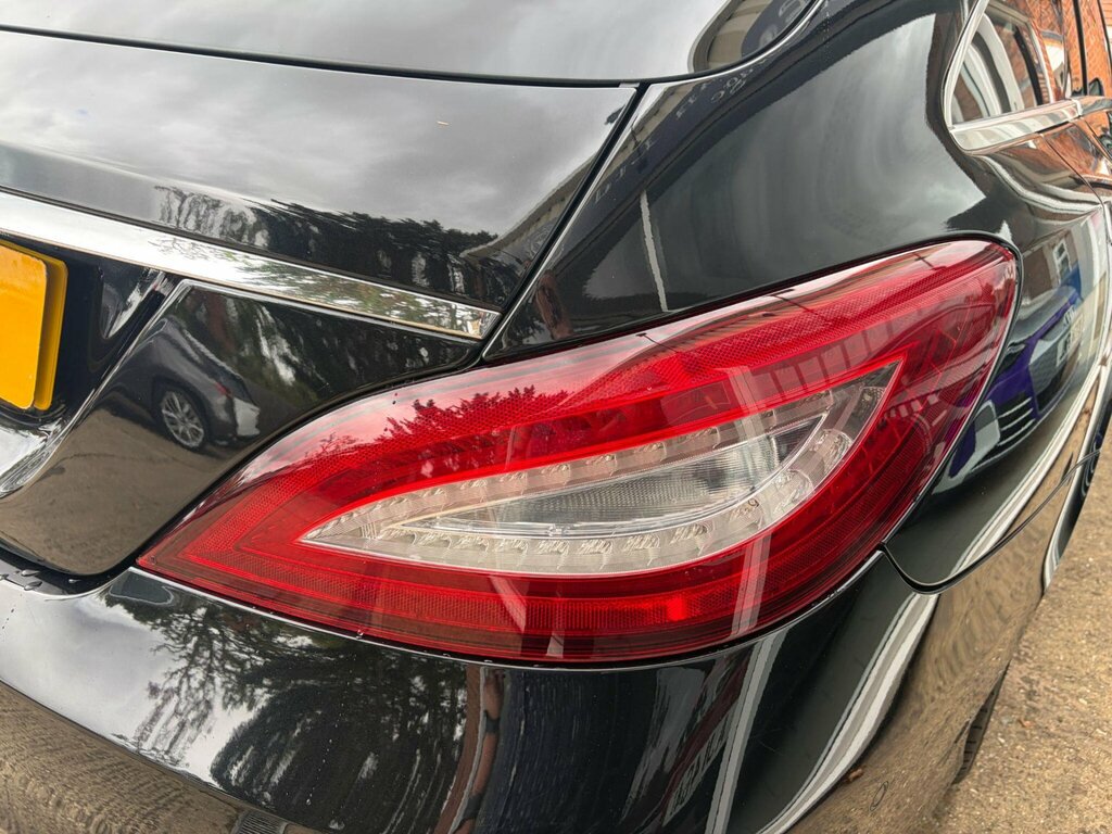 Mercedes-Benz CLS Saloon Grey #20