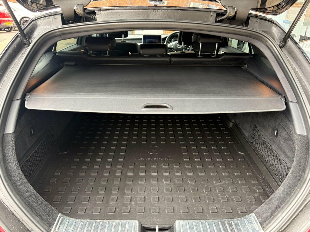 Mercedes-Benz CLS Saloon Grey #12