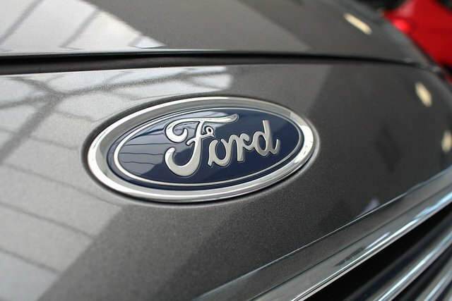 Ford Grand C-Max Ecoboost Gpf Titanium Mpv DE68FJD Grey #4