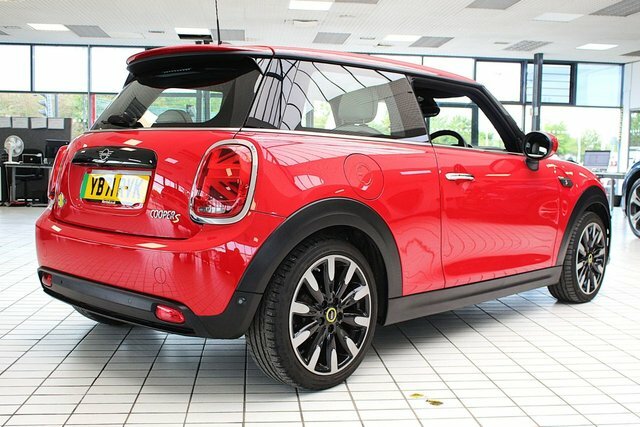 Mini Electric Cooper Se 32.6Kwh Level 2 Hatchback A Black #9
