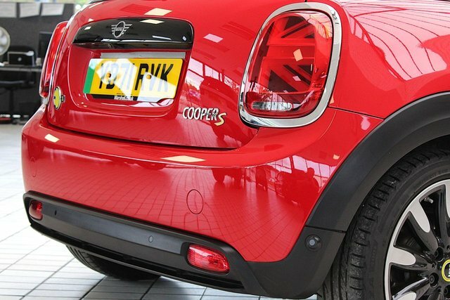 Mini Electric Cooper Se 32.6Kwh Level 2 Hatchback A Black #10