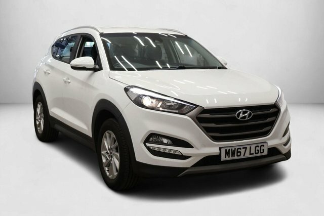Hyundai Tucson 1.7 Crdi Blue Drive Se Nav Suv E White #2