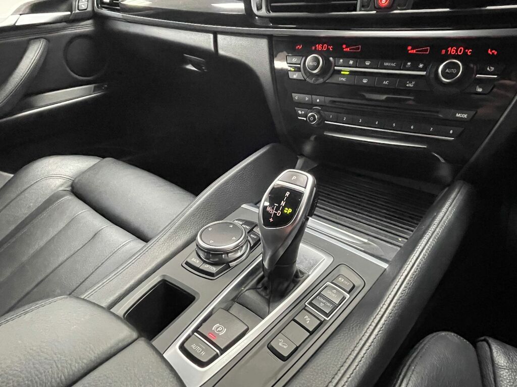 BMW X6 Coupe Red #37