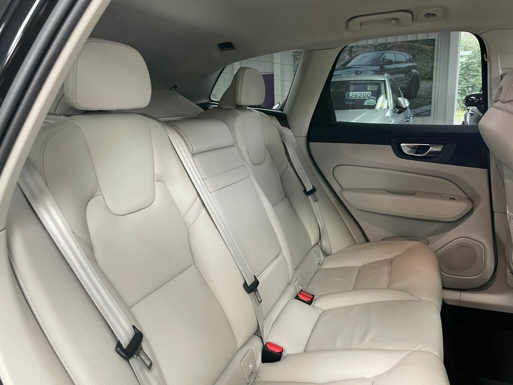Volvo XC60  Silver #20