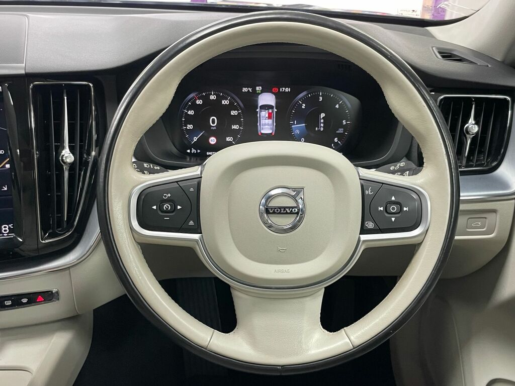 Volvo XC60  Silver #27