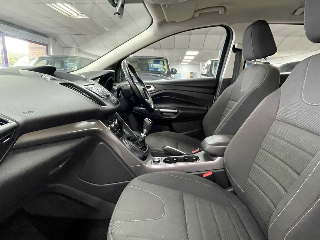 Ford Kuga Kuga Zetec Tdci Green #23