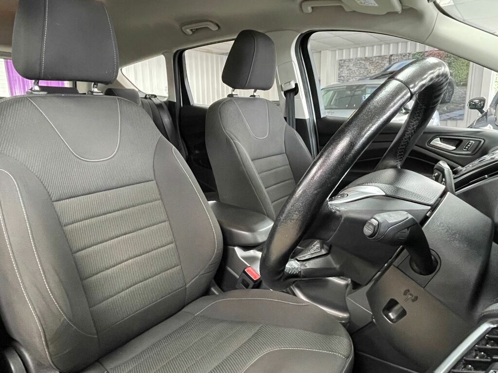 Ford Kuga Kuga Zetec Tdci Green #17