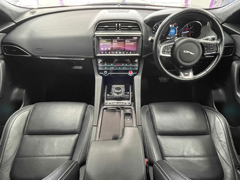 Jaguar F-Pace Diesel Grey #2