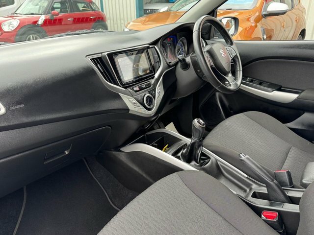Suzuki Baleno Hatchback 1.0 Silver #7