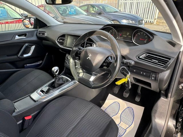 Peugeot 308 E-hdi Active Black #11