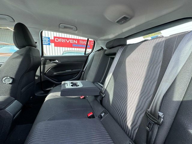 Peugeot 308 E-hdi Active Black #15