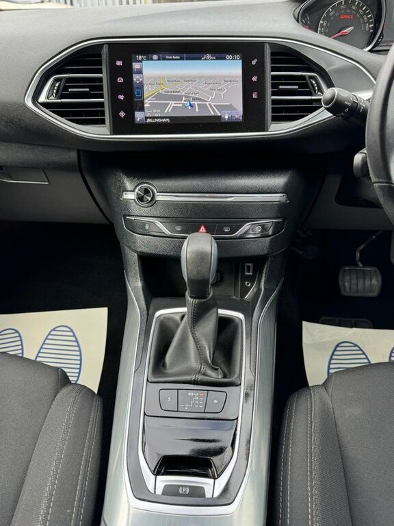Peugeot 308 1.6 Bluehdi 100 Active Blue #9