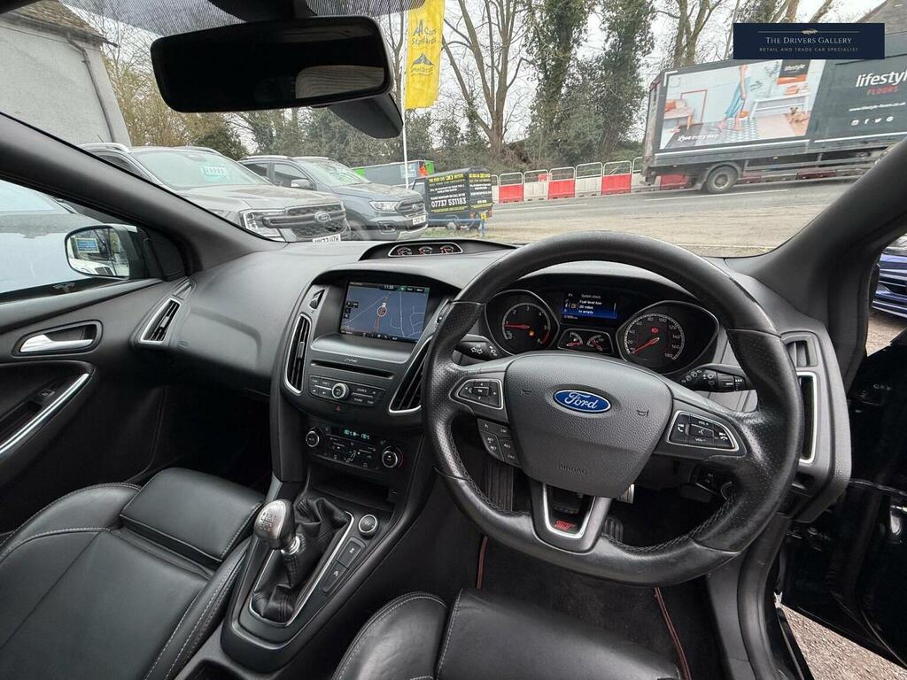 Ford Focus Hatchback 2.0 Tdci St-3 Euro 6 Ss 201616 YS16MTF Black #4