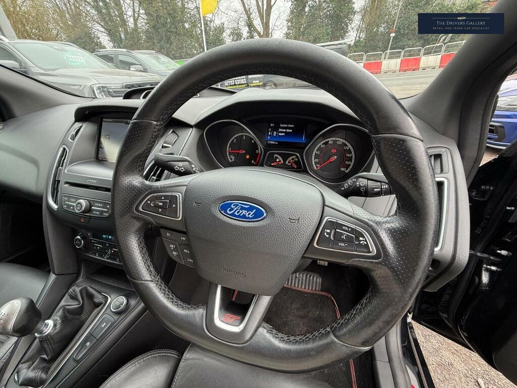 Ford Focus Hatchback 2.0 Tdci St-3 Euro 6 Ss 201616 YS16MTF Black #5