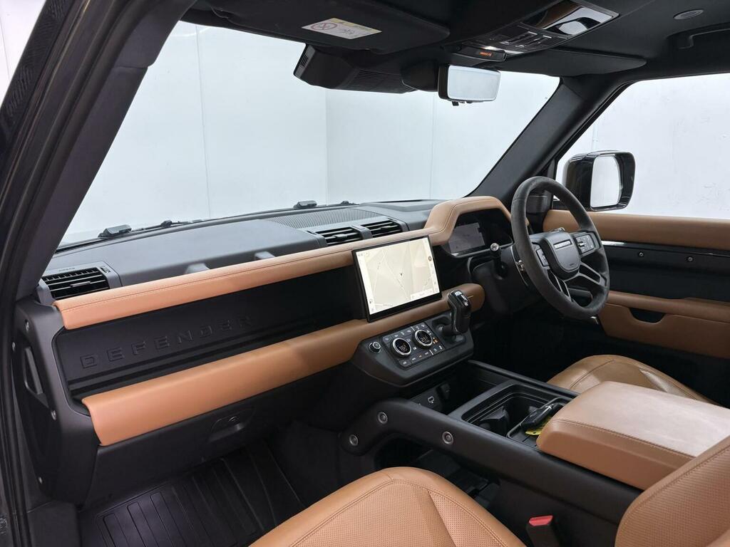 Land Rover Defender 90 D250 X-dynamic Se White #8