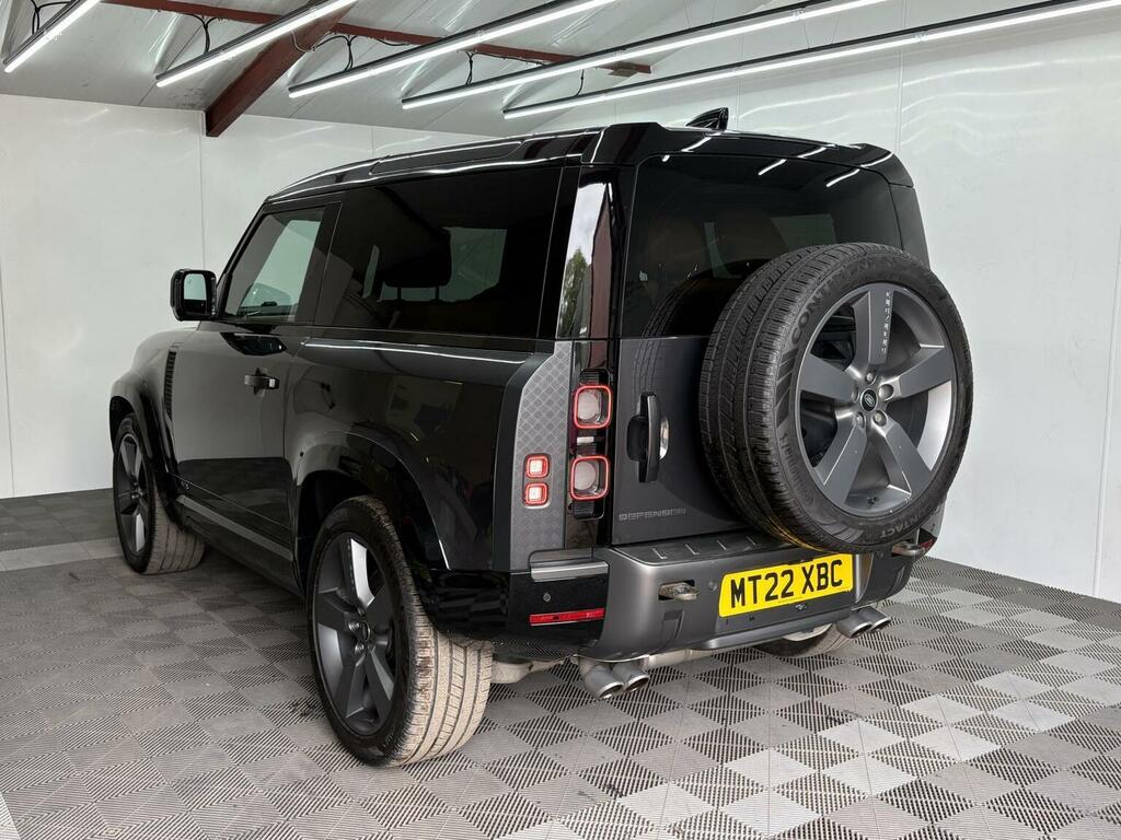 Land Rover Defender 90 D250 X-dynamic Se White #17