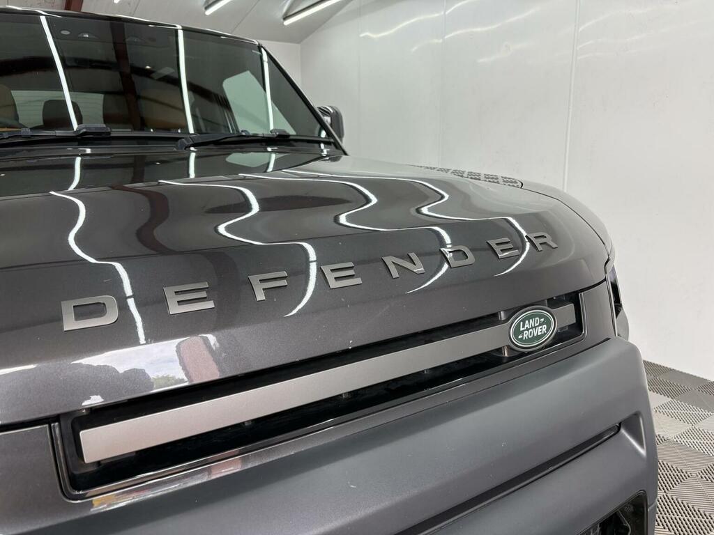 Land Rover Defender 90 D250 X-dynamic Se White #10