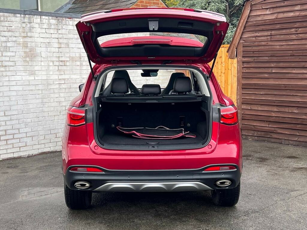 MG HS 1.5 T-gdi Exclusive Euro 6 Ss... Red #23