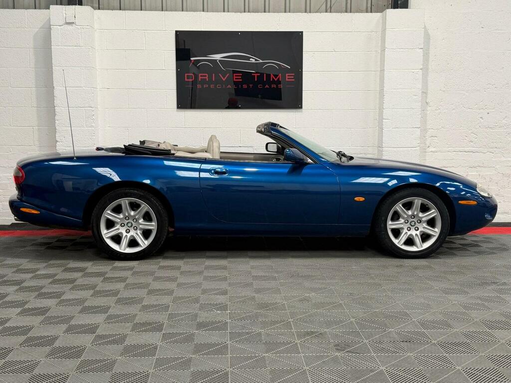 Jaguar XK8 4.0 2dr Green #12