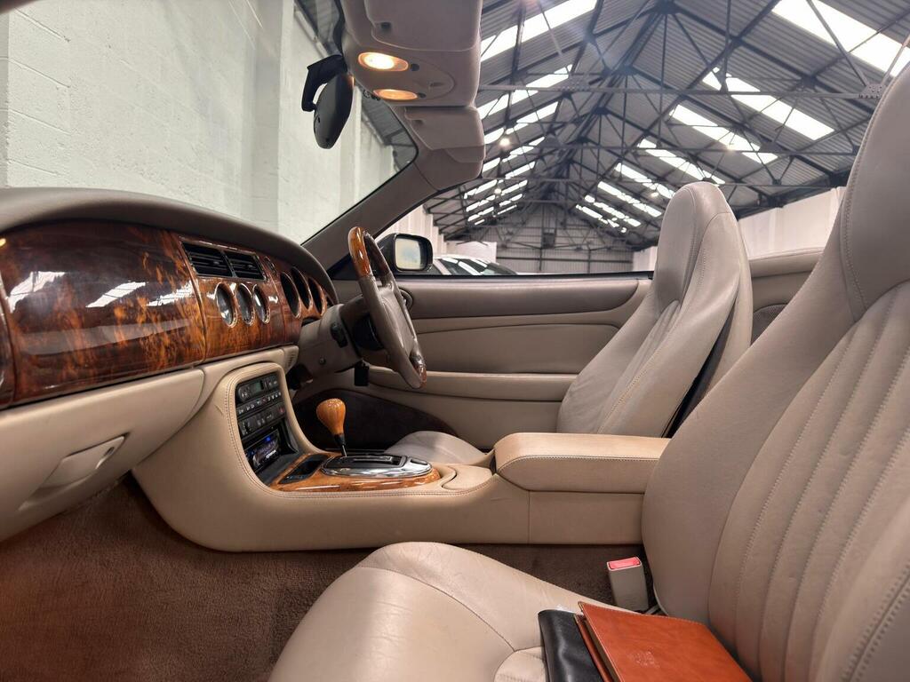 Jaguar XK8 4.0 2dr Green #35