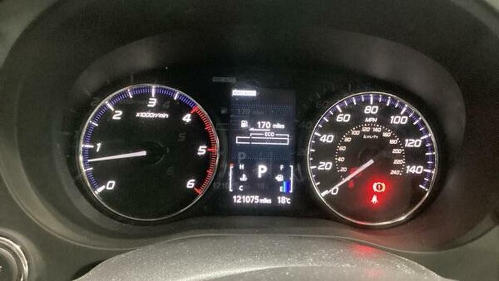 Mitsubishi Outlander 2.4 Phev Juro Red #9