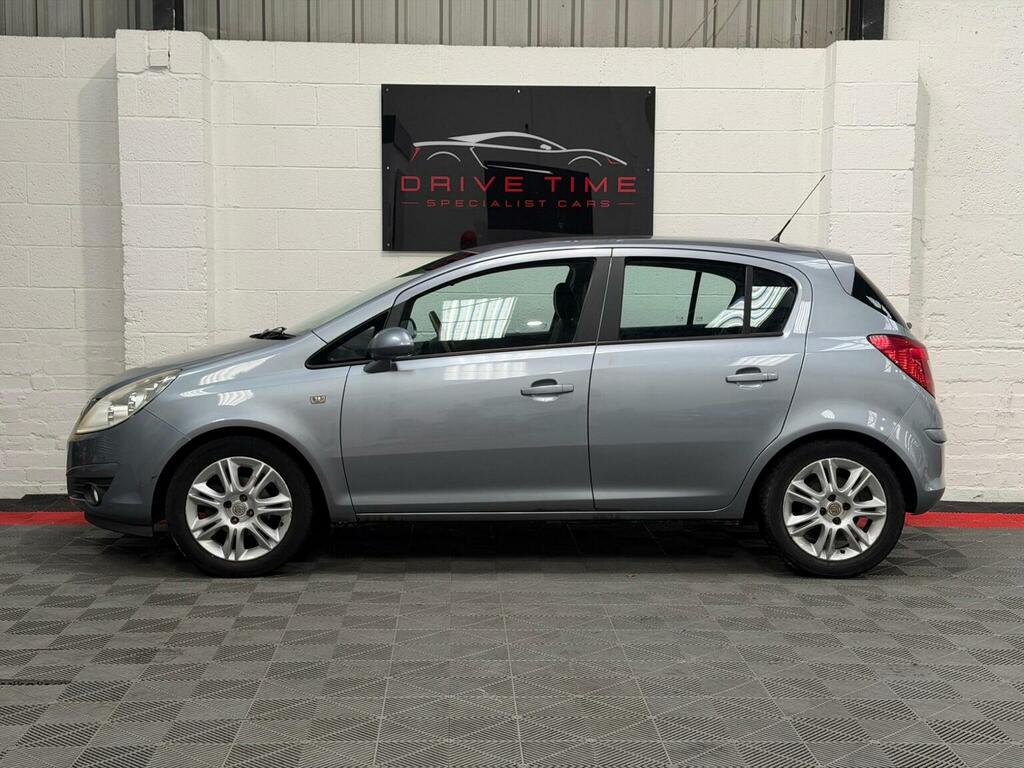 Vauxhall Corsa 1.2I 16V Sxi White #3