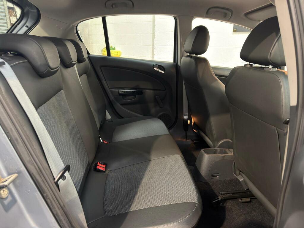 Vauxhall Corsa 1.2I 16V Sxi White #16