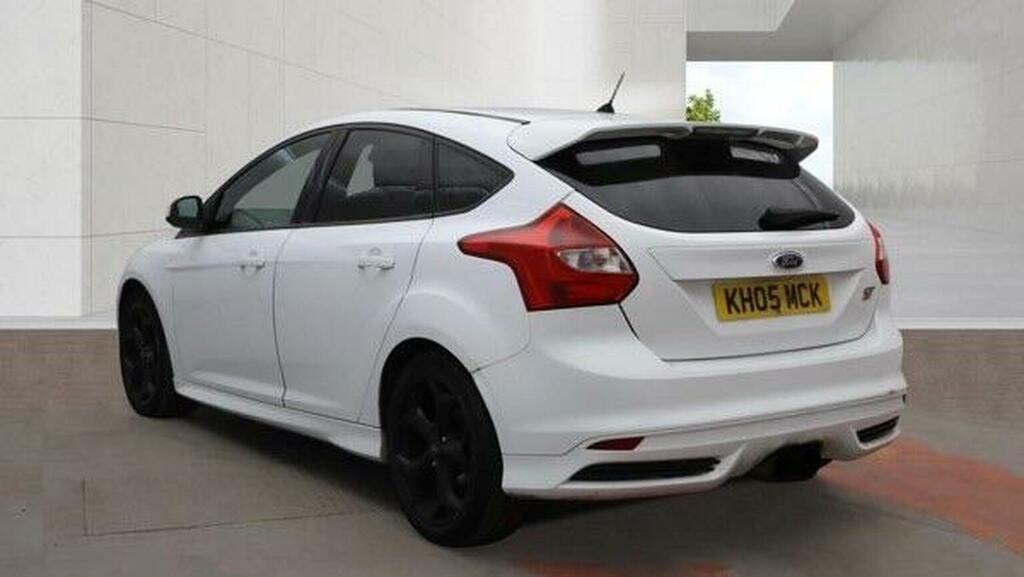 Ford Focus Hatchback 1.6 Tdci Titanium X Euro 5 Ss 20 Blue #3