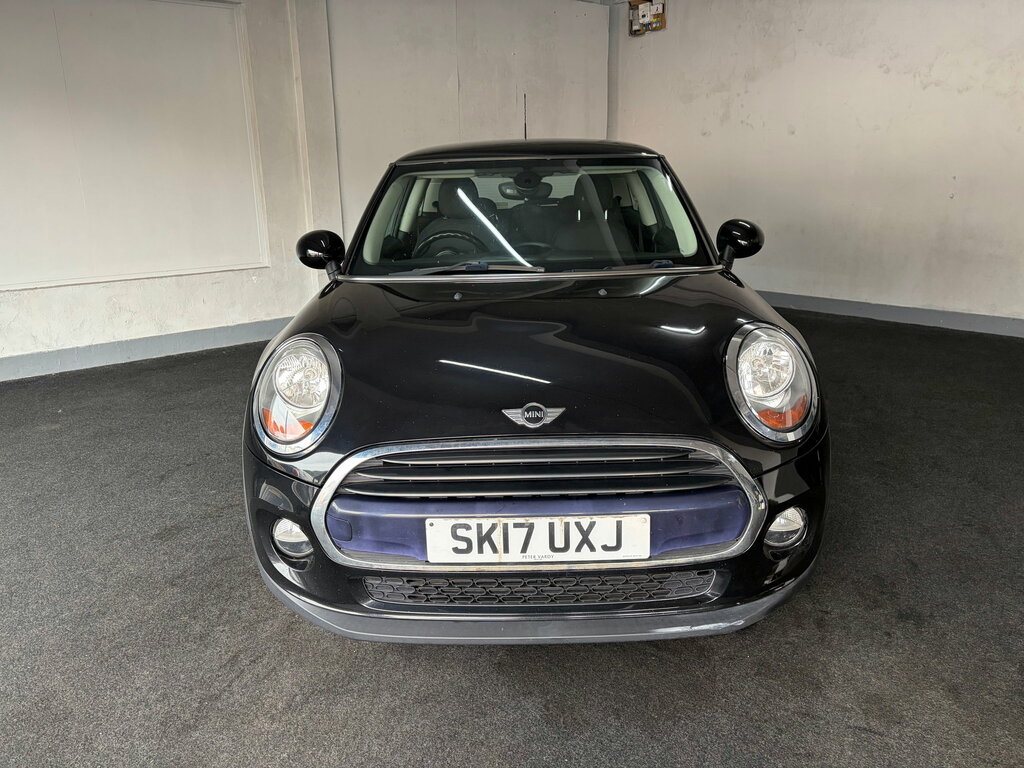 Mini Hatch 1.5 Cooper D Hatchback Euro 6 S SK17UXJ Black #3