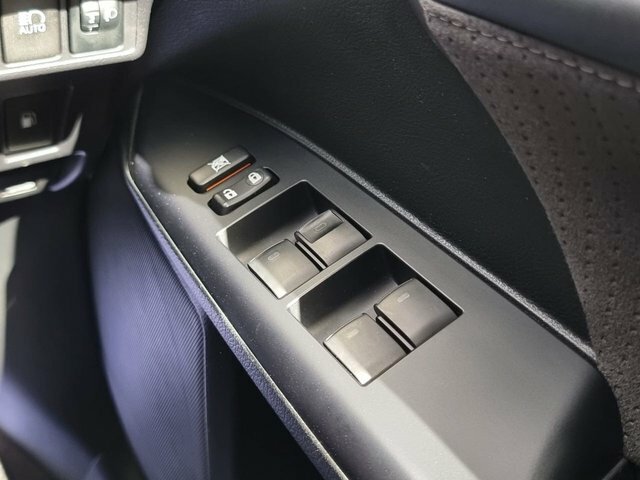 Lexus CT 200H 1.8 Cvt Blue #51